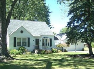 712 Abbe Rd, Elyria, OH 44035