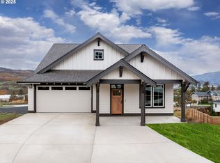 417 Park Pl, The Dalles, OR 97058