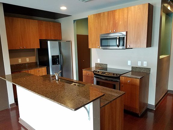 5th image of 62 W Colonial Dr APT 207