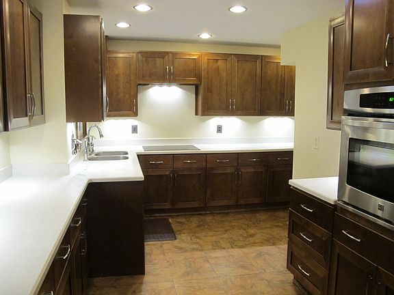 Kitchen - updated cabinets & Corian