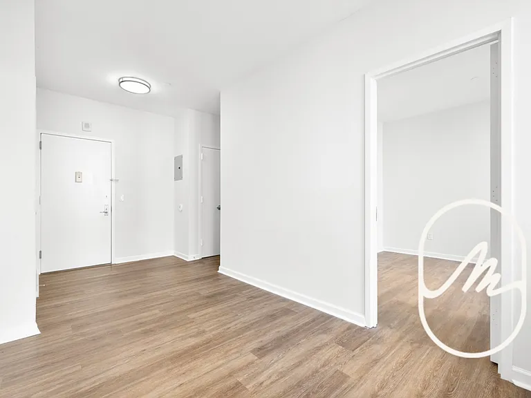 15 Park Row #18N — Photo 5