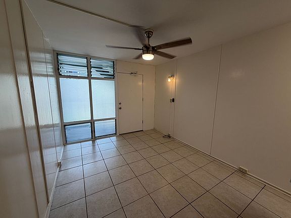 3rd image of 1315 Heulu St #402B