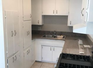 845 Newport Dr, Vista, CA 92084