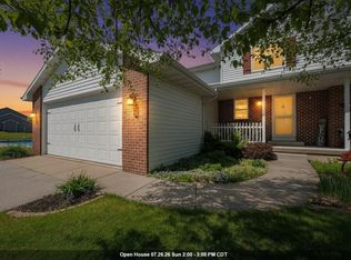 483 Madeline Ln, Little Suamico, WI 54141