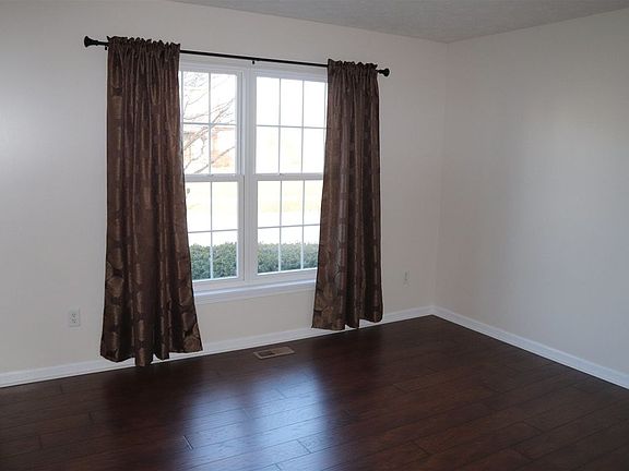 4th image of 4510 N Shadow Wood Dr
