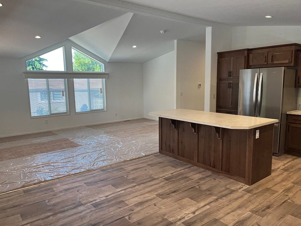 1st image of 3966 S Pacific Hwy #4XRN9Z