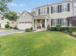 260 Deerview Dr, Hainesville, IL 60030