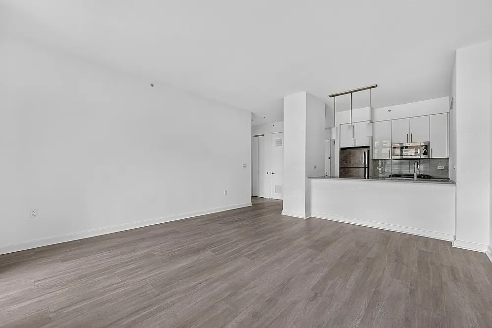81 Fleet Place — Photo 1