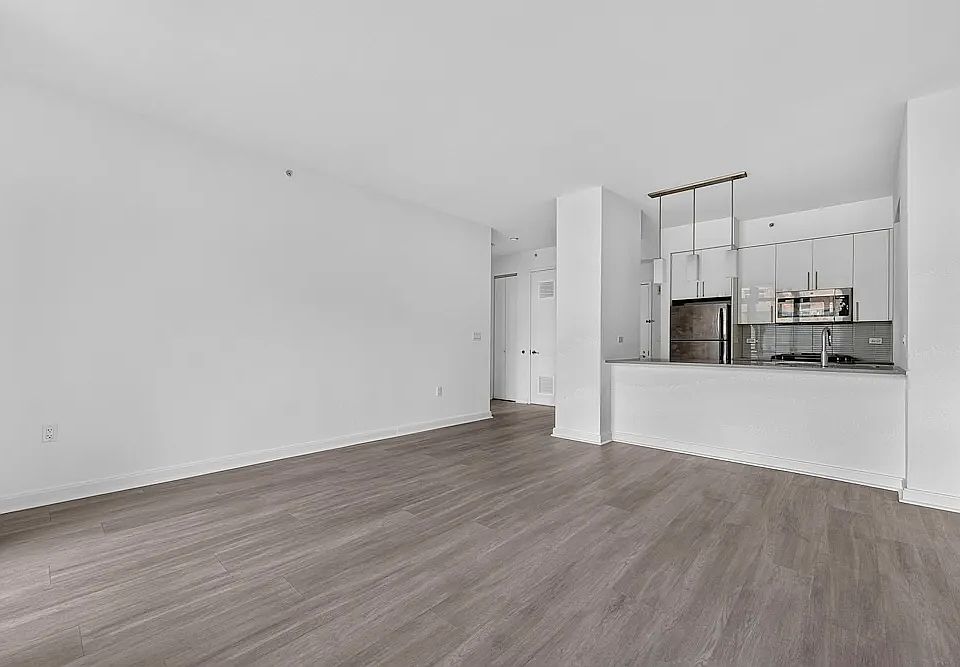 1st image of 81 Fleet Pl APT 12L