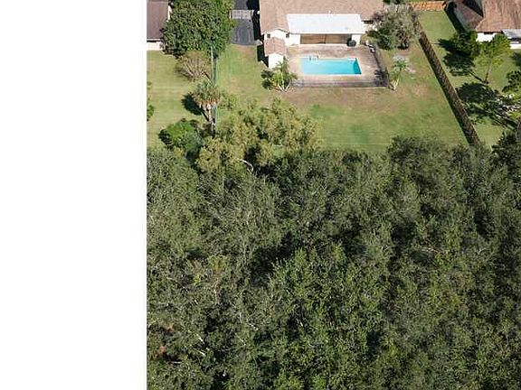 3rd image of 13310 SW 16th Ct