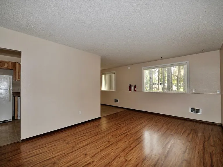 2201 N Spokane St #4 — Photo 11