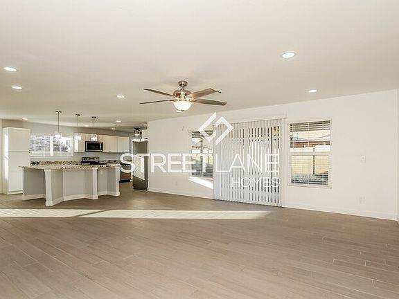 4th image of 8102 W Corrine Dr