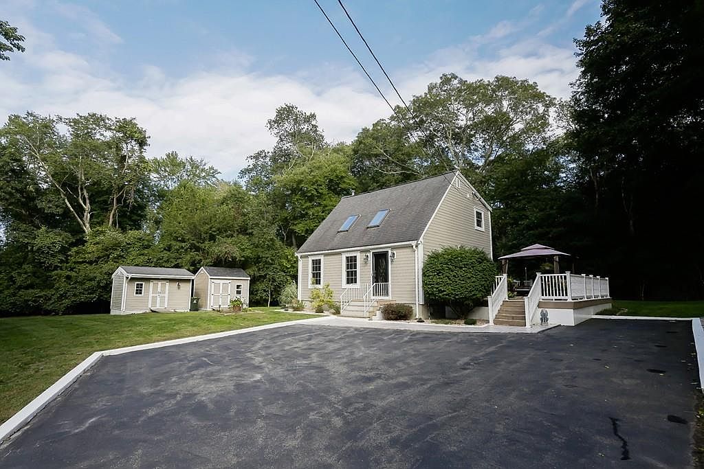 237 Monponsett St, Hanson, MA 02341 Zillow