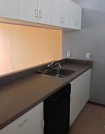 5th image of 100 W Squantum St APT 416
