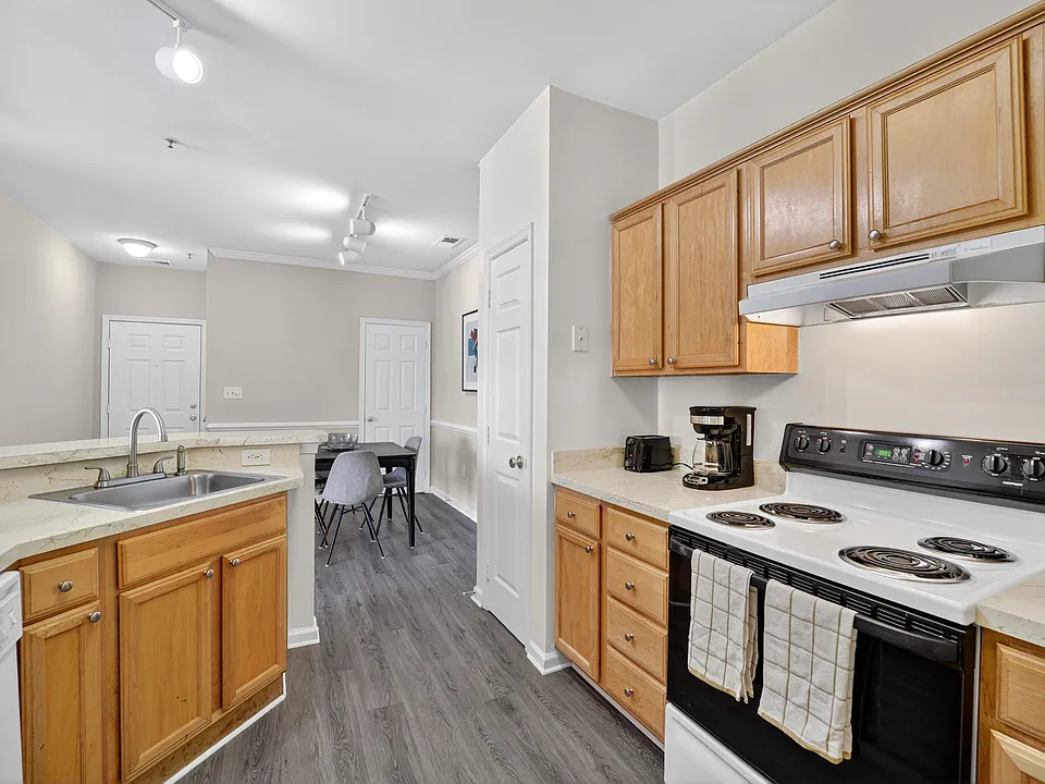 Brittany Commons Apartments