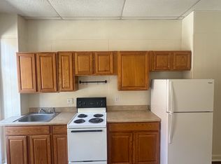 937 N Calvert St APT 1F, Baltimore, MD 21202