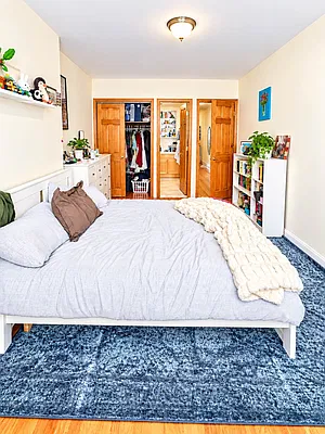 Bedroom, photo 2