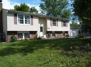 19170 Dowden Cir, Poolesville, MD 20837