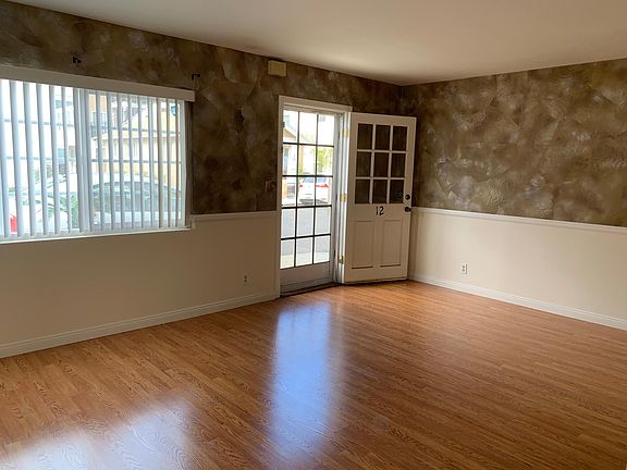 3rd image of 4905 E Ocean Blvd
