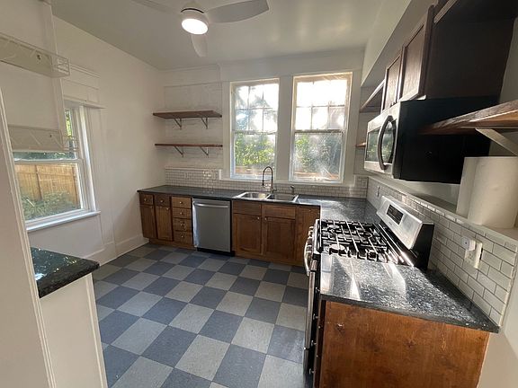 4th image of 1609-1611 Clifton Ave #1609
