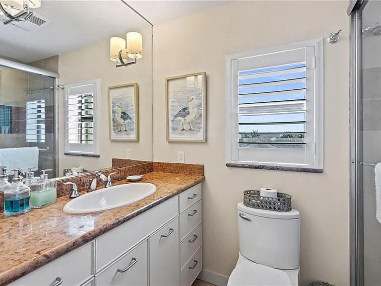 4101 Ocean Dr — Photo 17