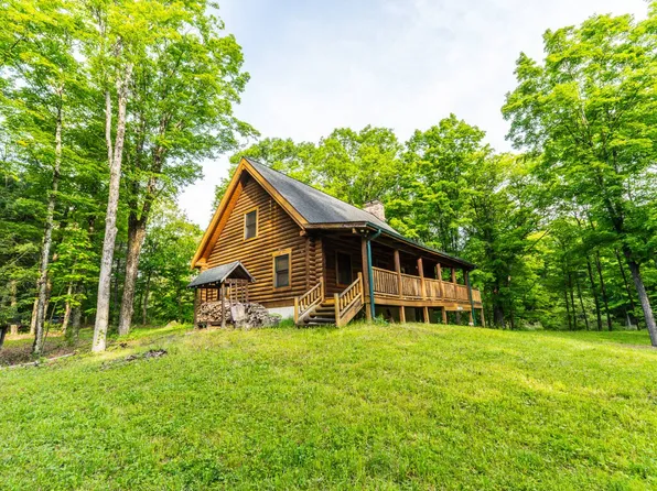 390 Ridge Rd, Schodack Landing, NY 12156
