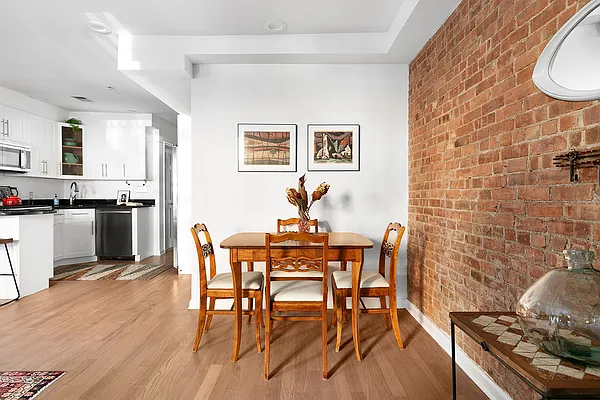 Sold by Compass | media 3