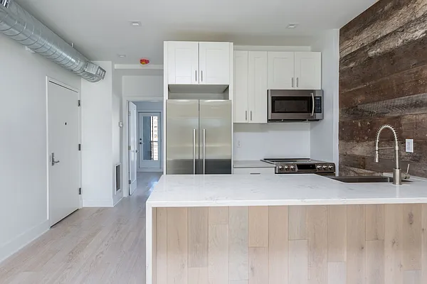 Rented by Bond New York | media 11