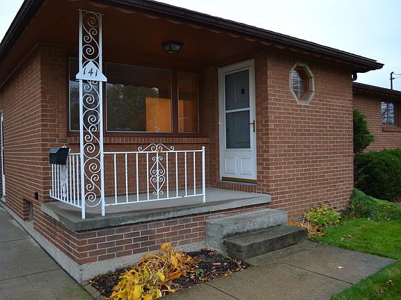 2nd image of 141 Edison St