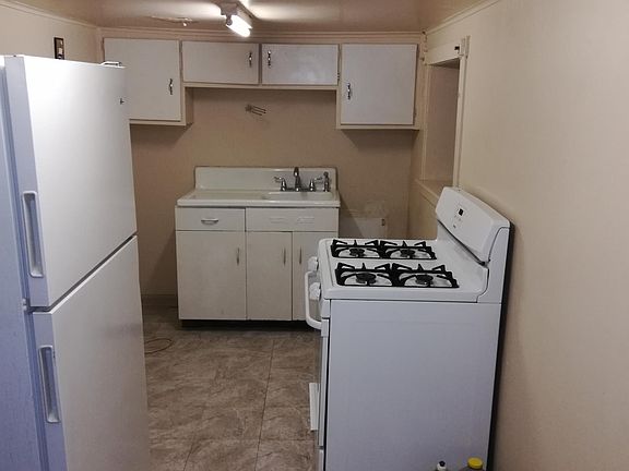 4th image of 4708 W Gladys Ave #B