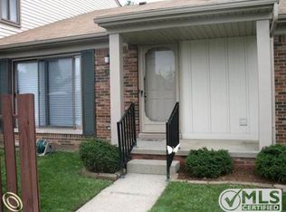 41032 Northwind Dr, Canton, MI 48188