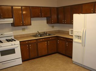 713 W Ashland Ave, Muncie, IN 47303