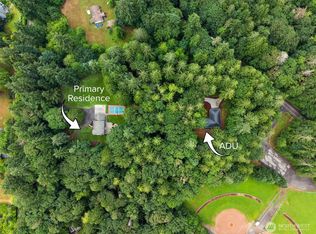9067 Hidden Cove Road NE, Bainbridge Island, WA 98110
