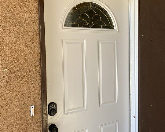 5th image of 5621 S Vermont Ave