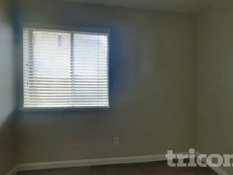 1436 Northwood Dr — Photo 12