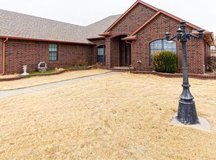 5719 Rolling Ridge Dr, Tuttle, OK 73089