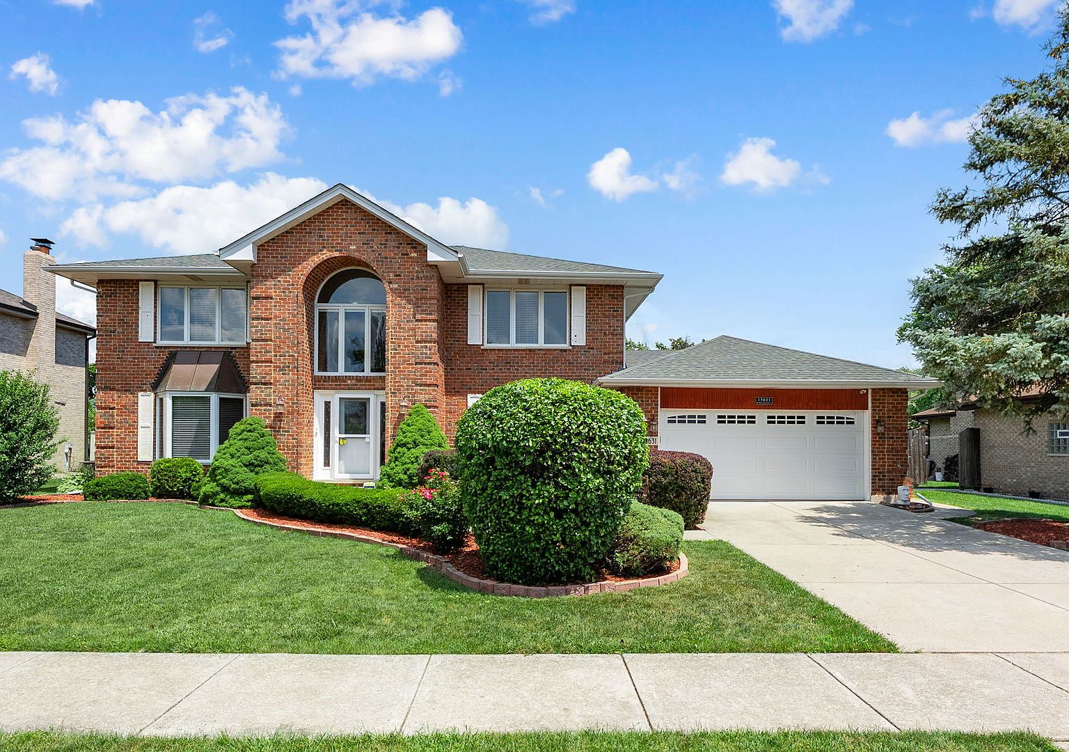 15631 Harbor Town Dr, Orland Park, IL 60462 | MLS #12406860