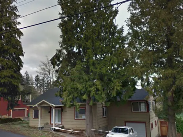 3827 SW Dolph Ct, Portland, OR 97219