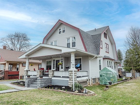 3rd image of 3837 W 160th St