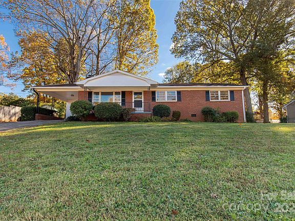 3rd image of 4236 Dawnwood Dr