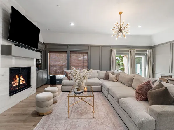 40 Wellington Ct, Sugar Land, TX 77478