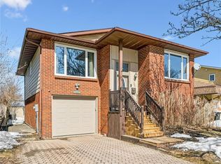 196 Wedgewood Dr, Cambridge, ON N1S 4P8