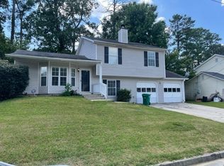 2110 Lown Farm Ln, Lithonia, GA 30058