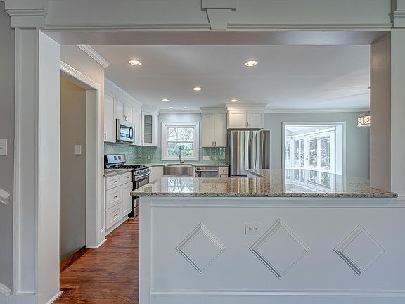5th image of 118 Sardis View Rd