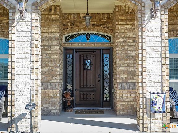 4th image of 1203 Old Oak Rd