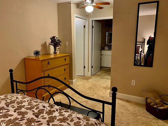 3rd image of 4321 Tahitian Gardens Cir
