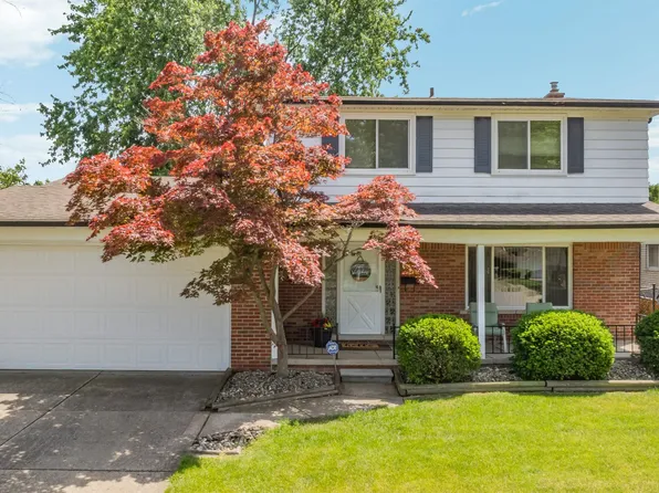11240 Hanna Dr, Sterling Heights, MI 48312