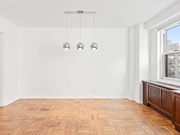 4th image of 200 E 84th St APT 5C