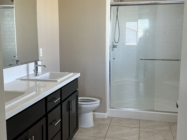 750 Newton Ct — Photo 7