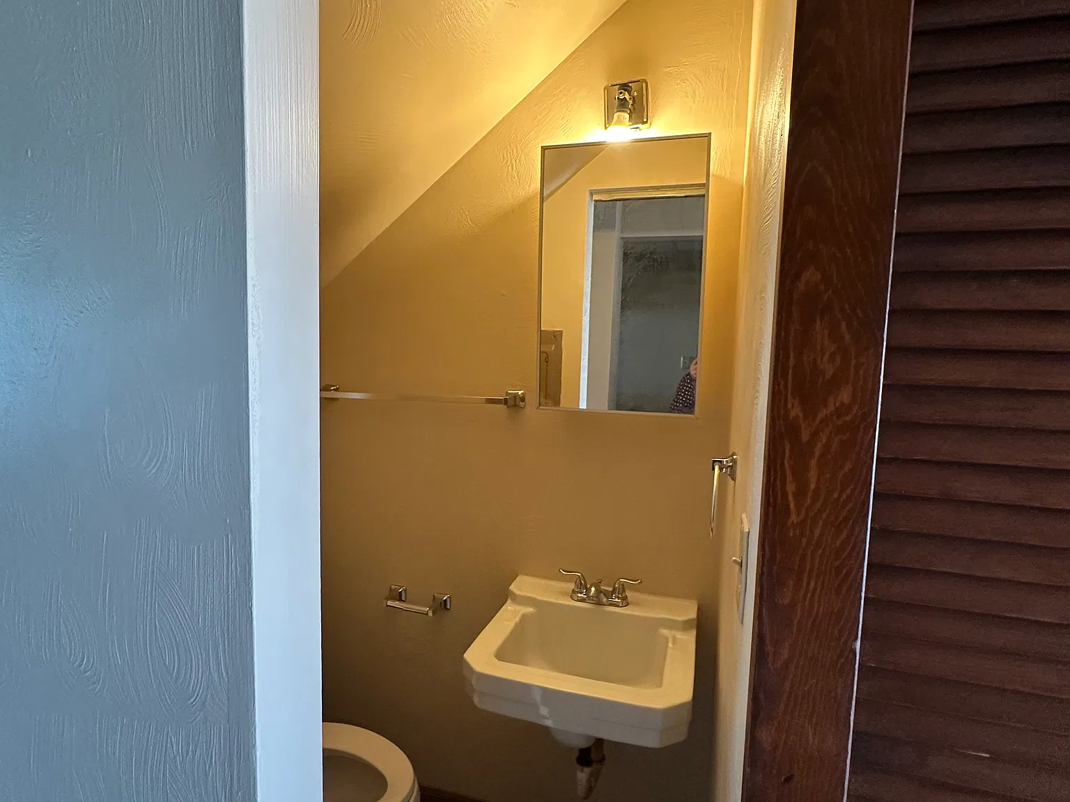 2 bed, 1.5 bath, $1,100 — Photo 4